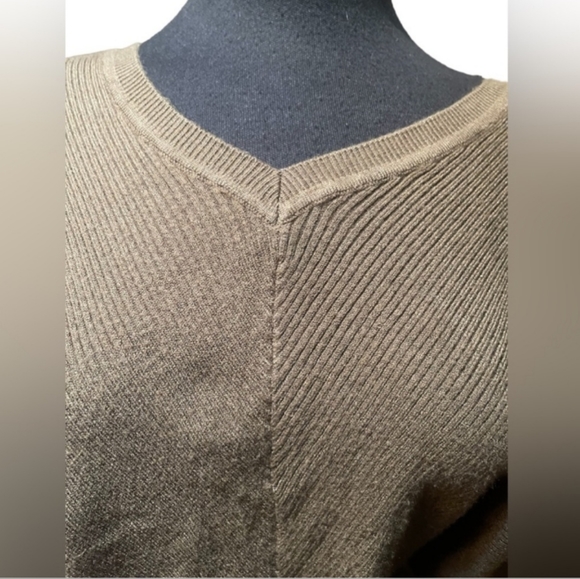 Philosophy Sweater | Medium - Picture 2 of 3